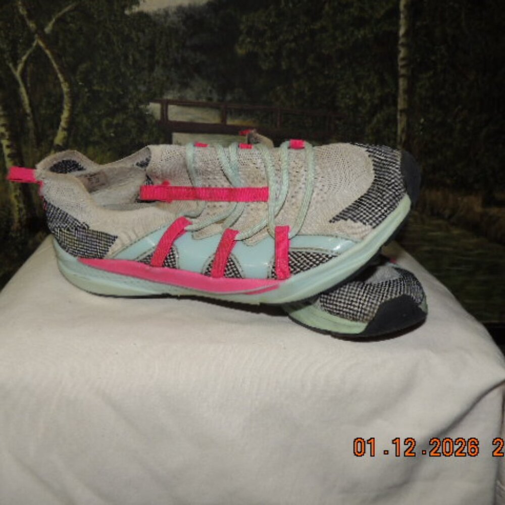 big girls shoes, no tie